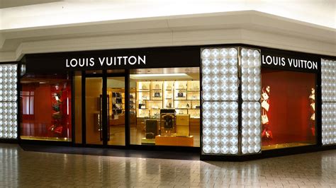 Louis Vuitton store nj